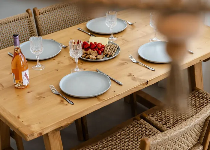 Elaia Retreat Naxos Βίβλος